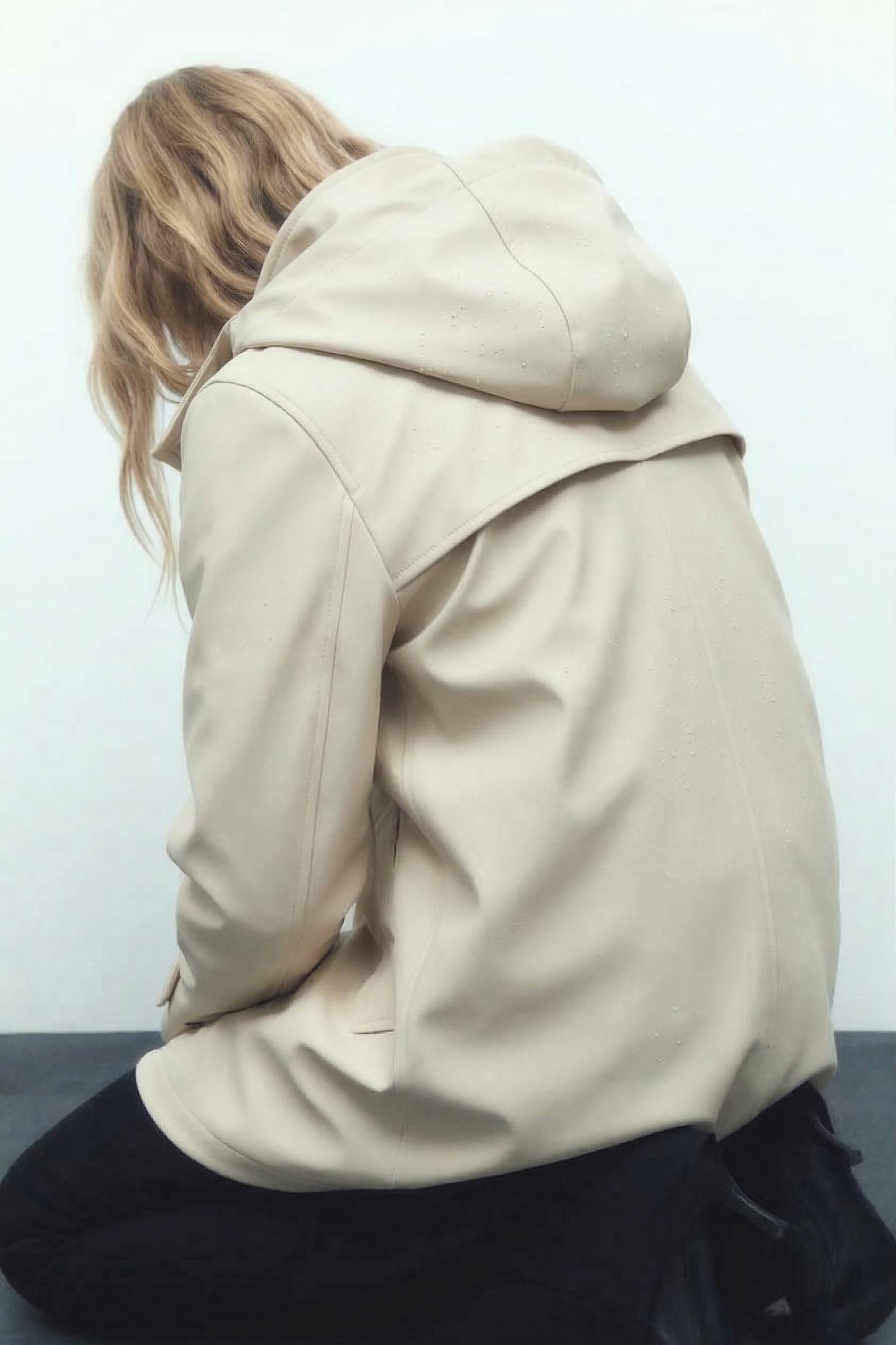 Image 3 of WATER AND WIND PROTECTION RUBBERISED RAINCOAT