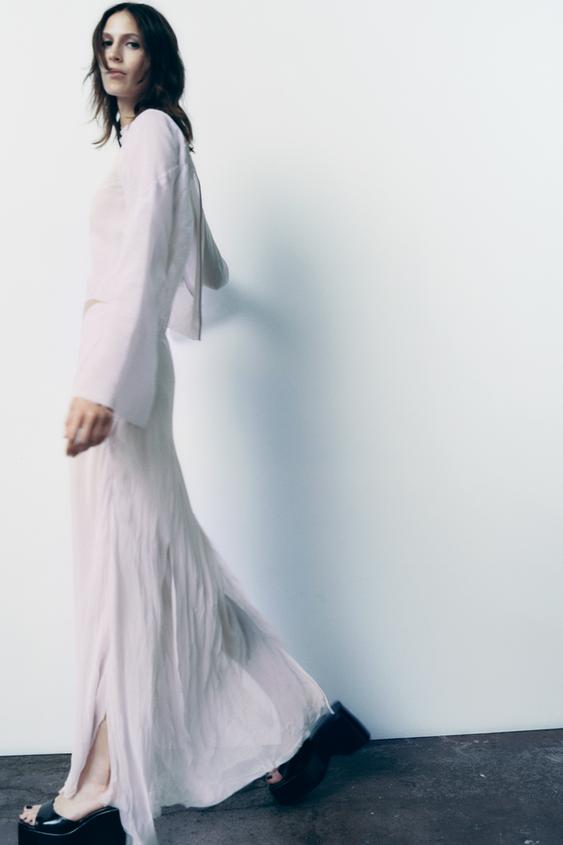 Image 1 of BLOUSE WITH OPEN BACK from Zara