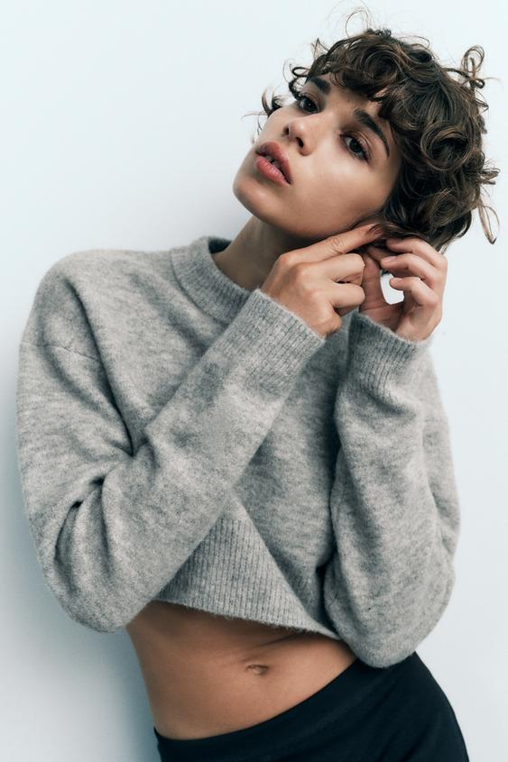 Image 1 of CROPPED KNIT SWEATER from Zara