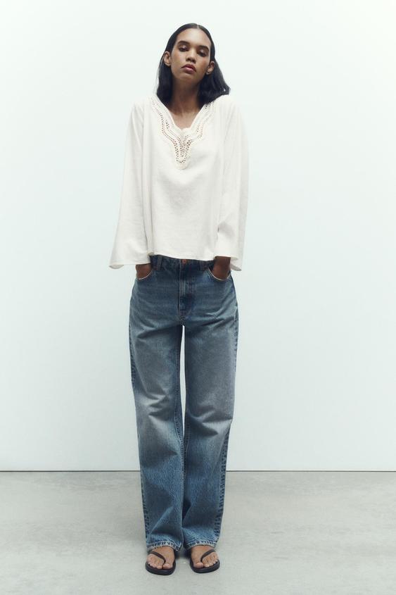 TOP WITH CONTRAST CHEST DETAIL