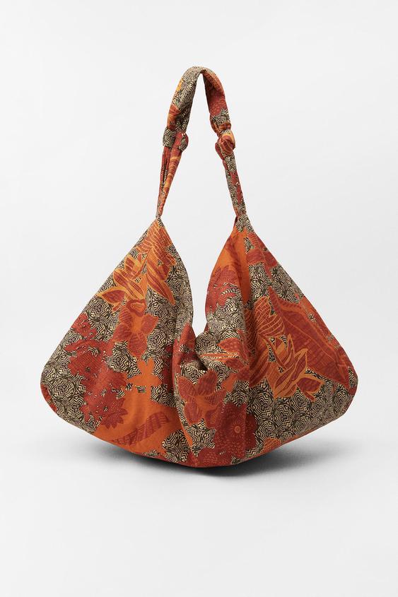 Image 1 of PRINTED MAXI BAG from Zara