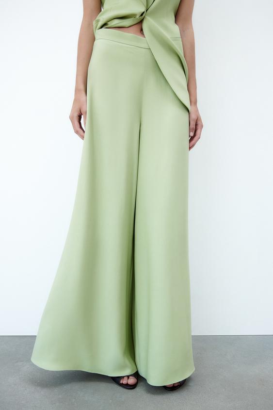Image 1 of HIGH-WAIST WIDE-LEG TROUSERS from Zara